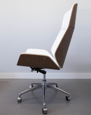 Кресло из натуральной кожи, каркас дерево арт. FX-BC06 - купить в Старом Осколе. Цена 34 820.52 руб.